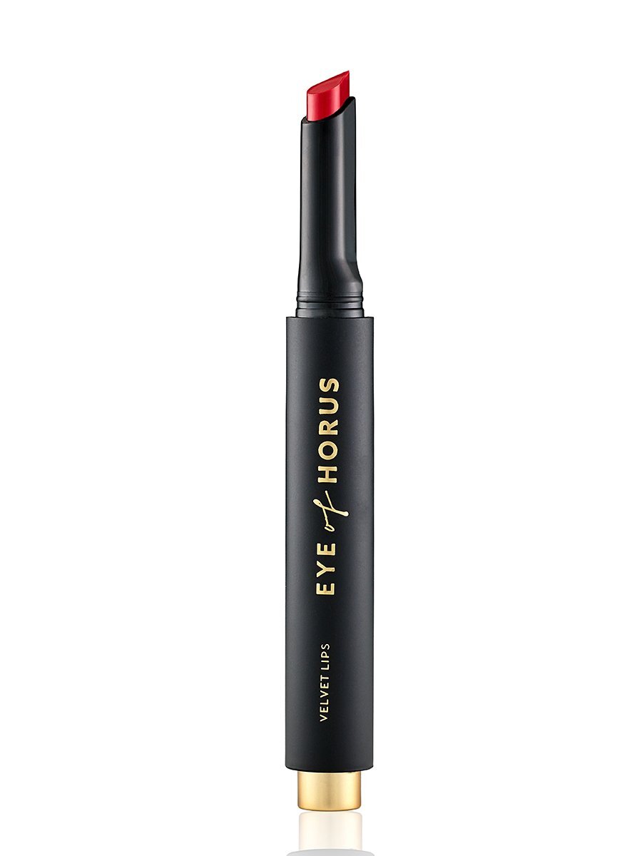 eye of horus velvet lips