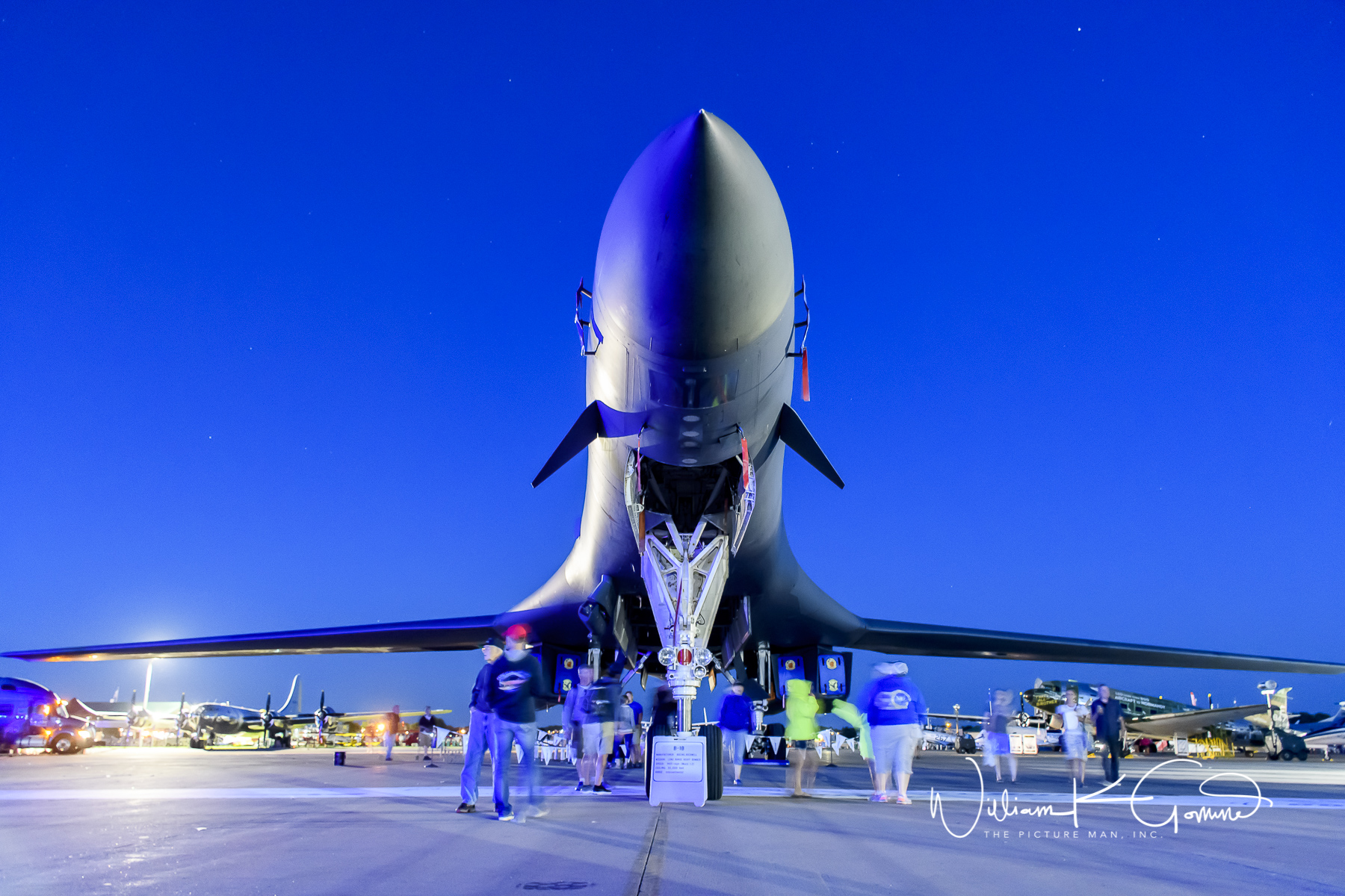  B1-B at night. 2500 ISO, 18 mm f3.5, 0.8 sec exposure.