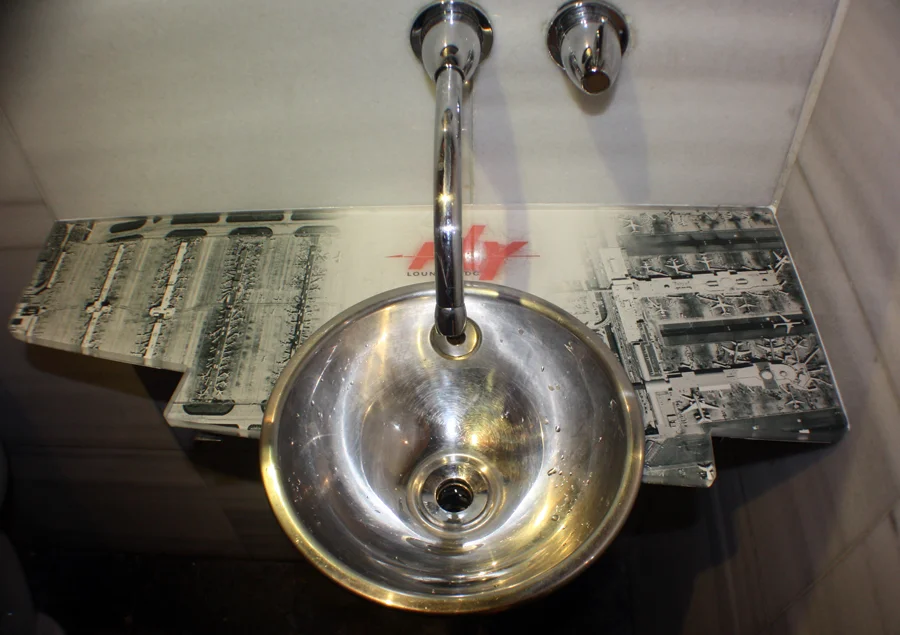 fly sink 2.jpg