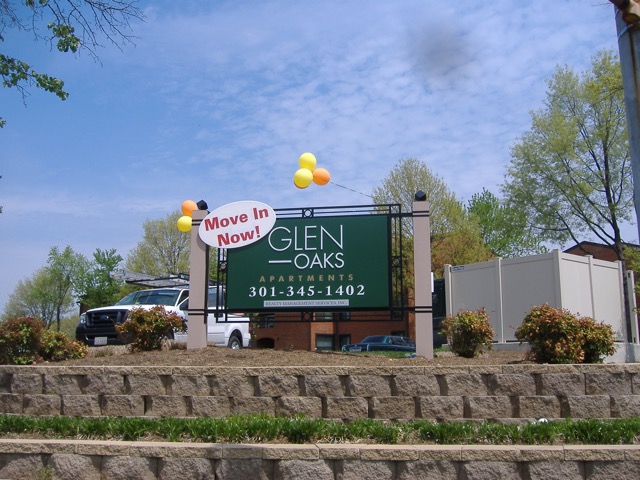 Glen Oaks Ovals.jpeg