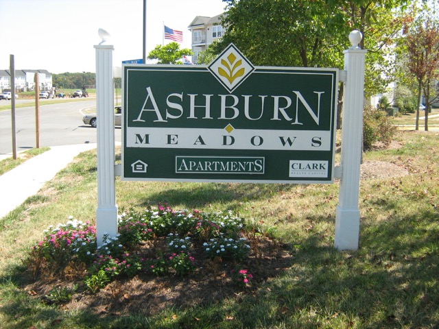 Ashburn apts.jpeg