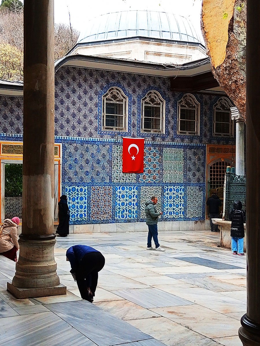 Exterior wall of the Eyüp Sultan Camii