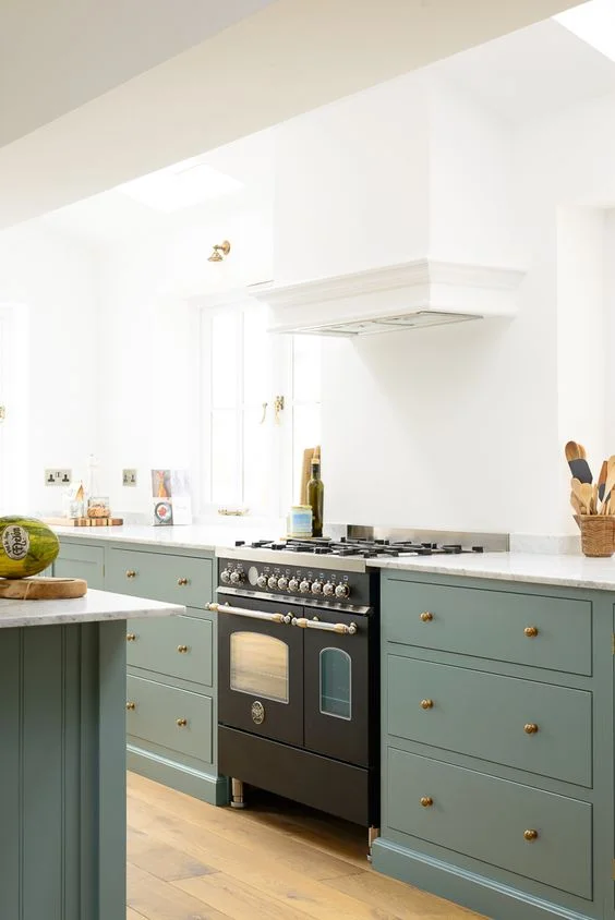 via DeVOL Kitchens