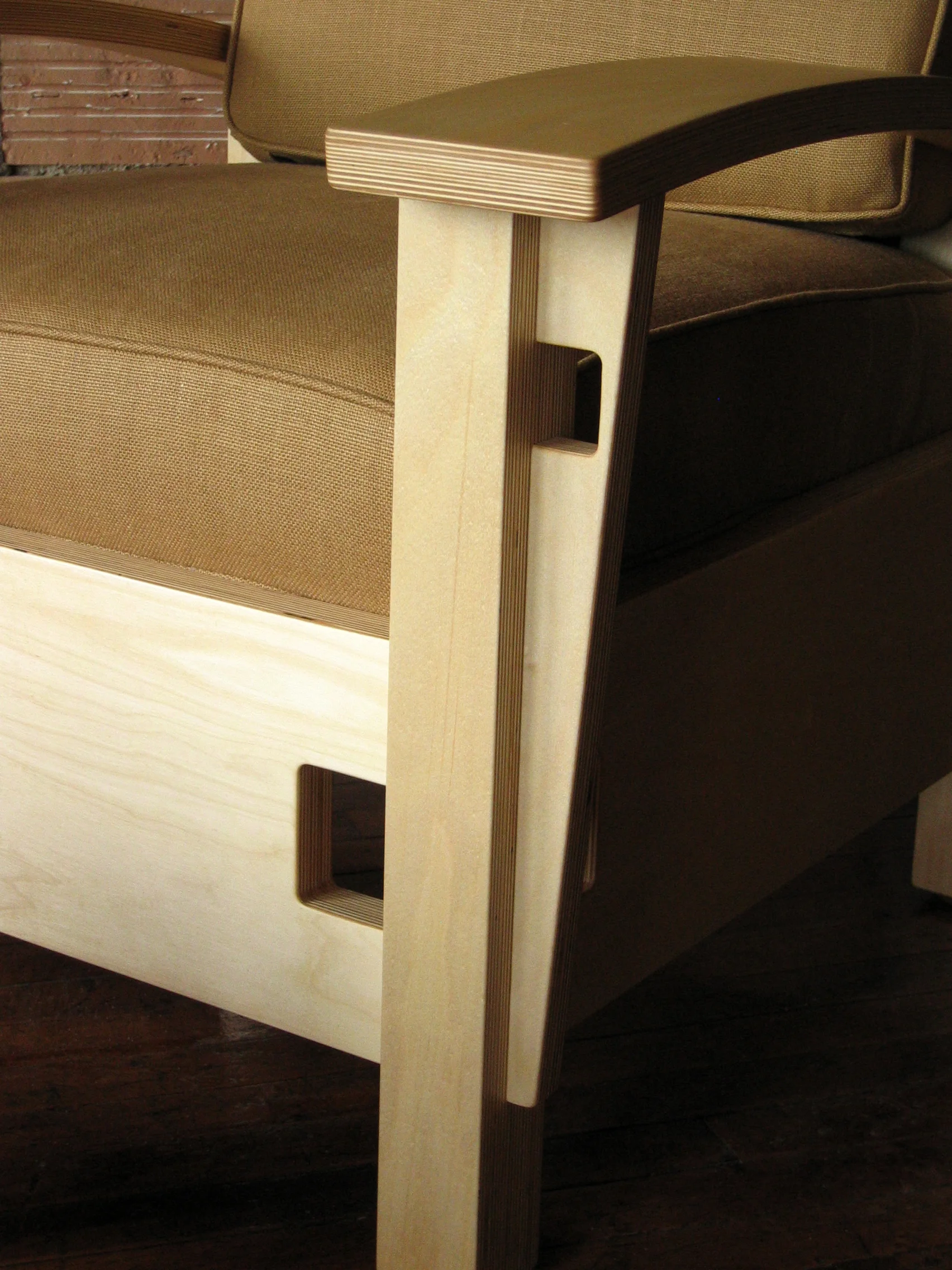 M Chair Line Detail.JPG