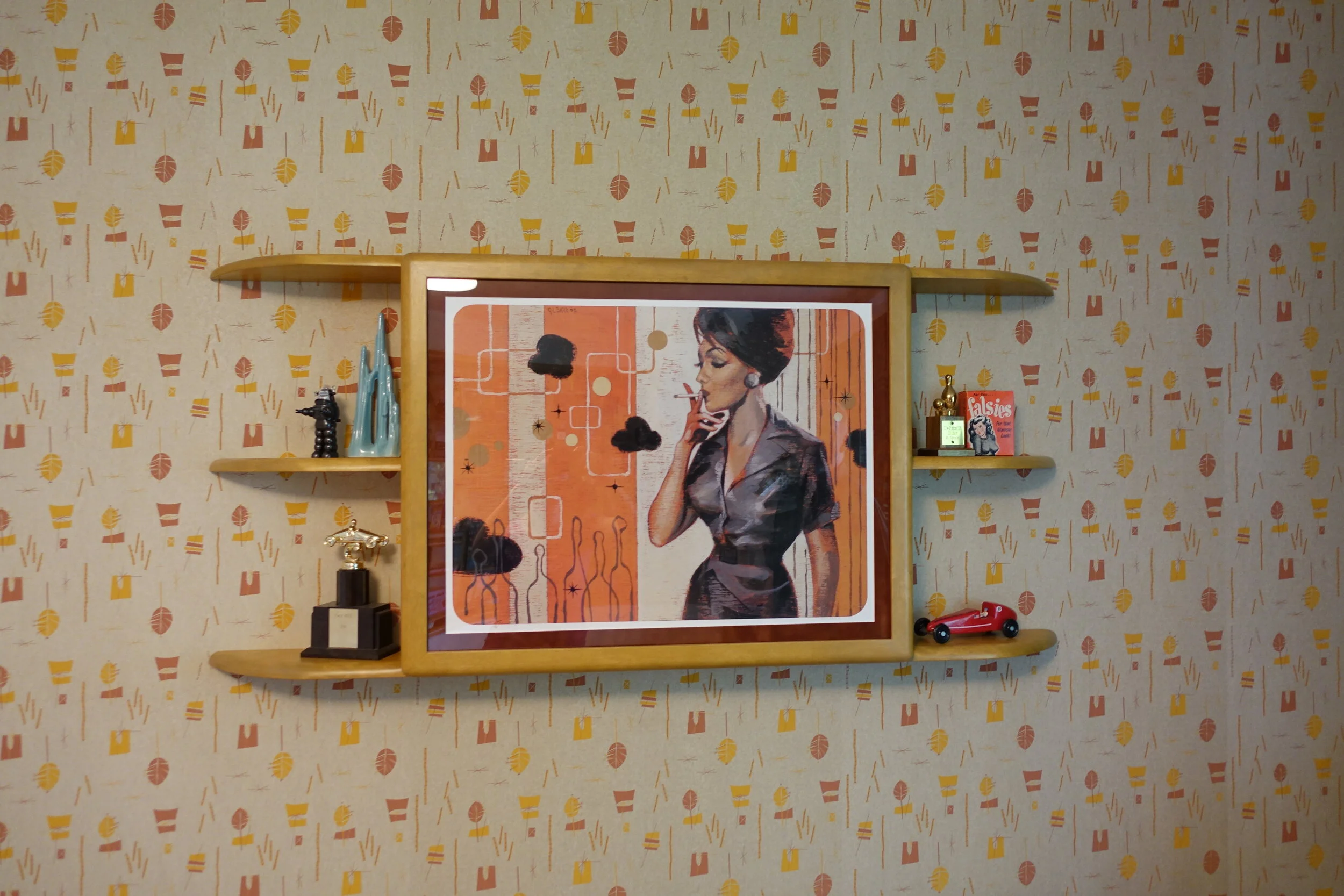 002 Picture Shelf.JPG