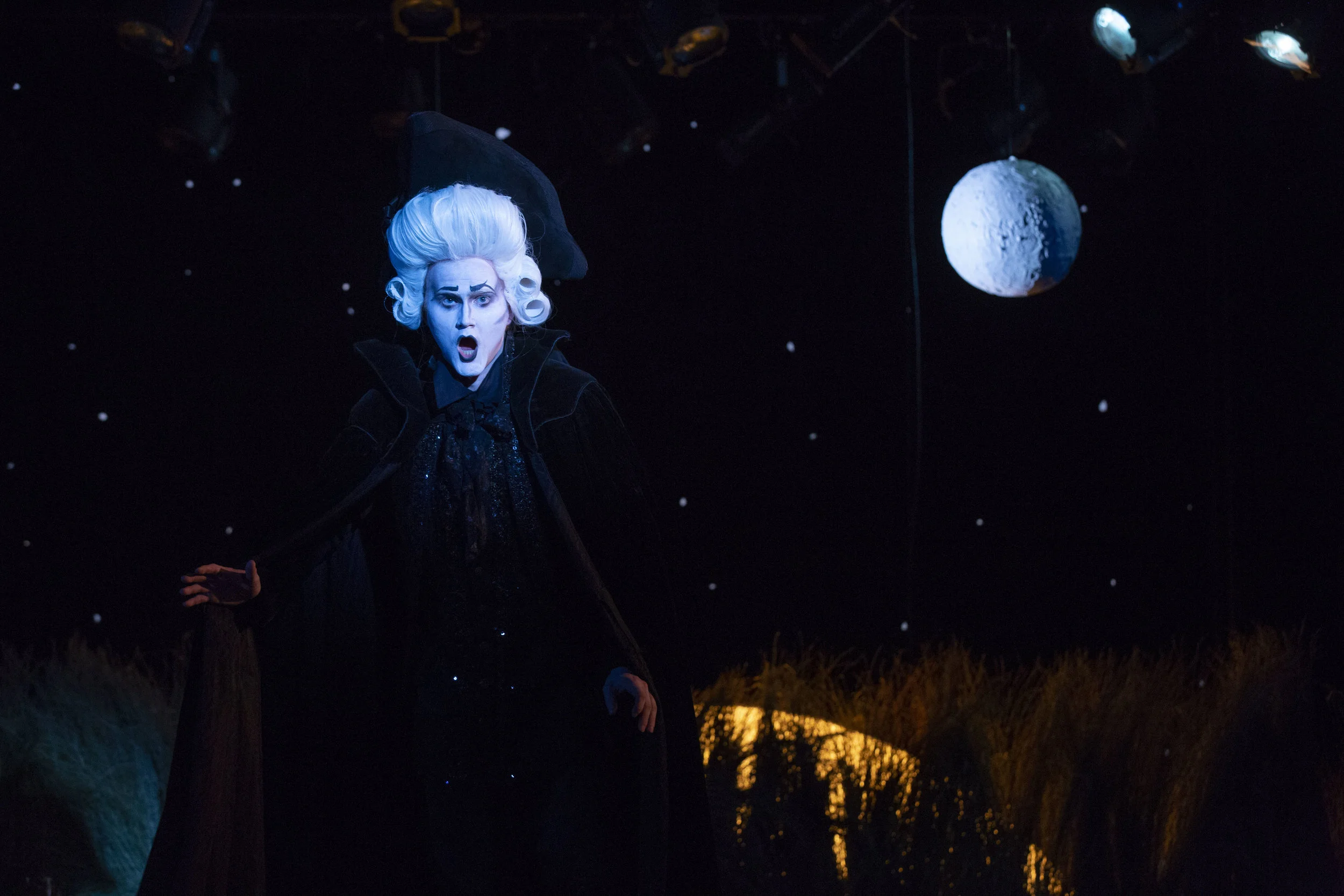  Notte and the rising sun 