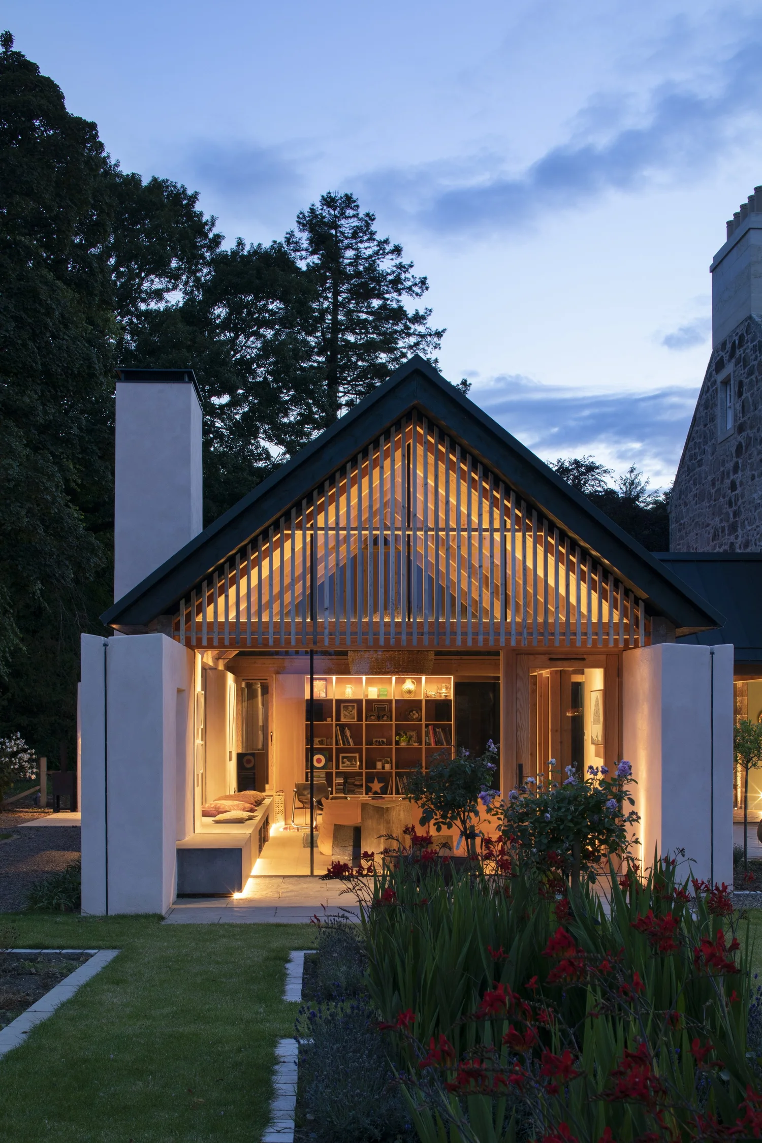 Renton Hall - WT Architecture