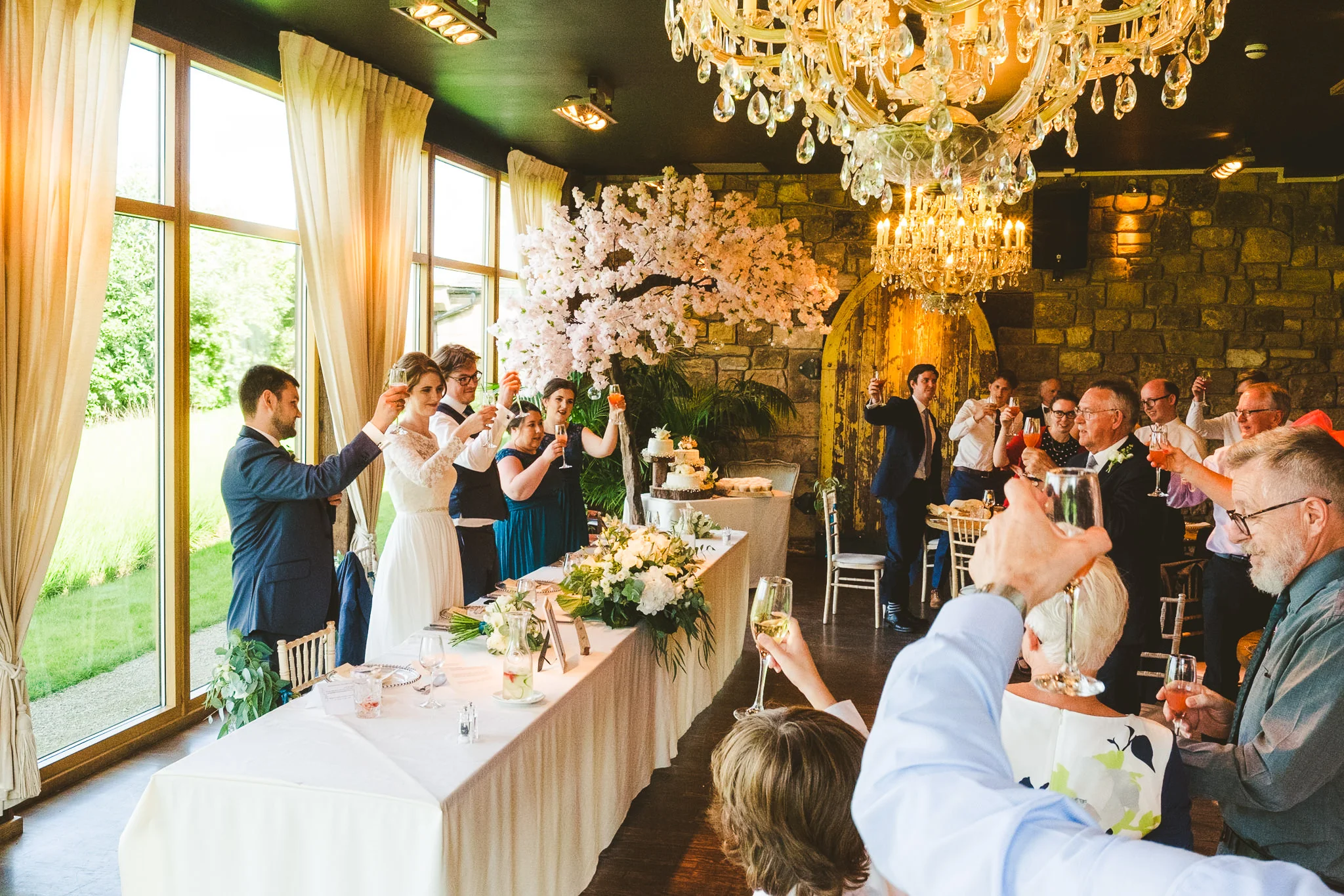 Toasting the wedding speeches