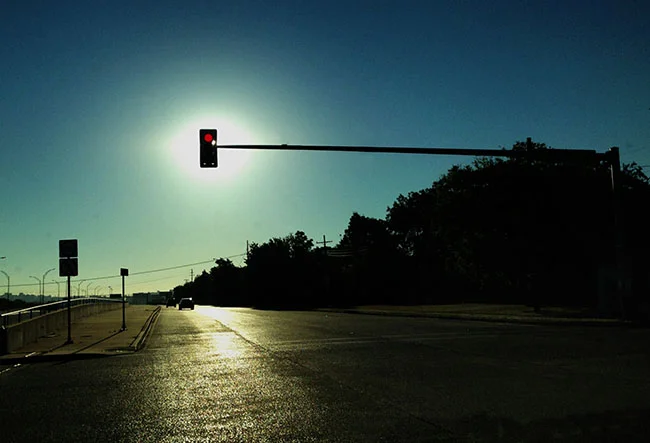 STOPLIGHT.jpg