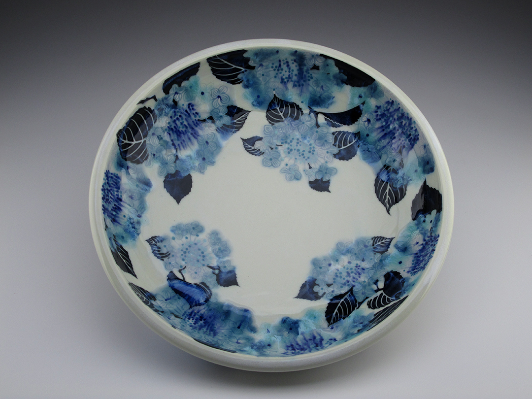 Hydrangea plate