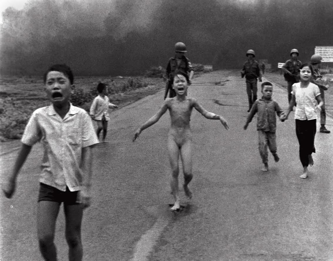 Nick Ut - Petite fille brûlée au napalm