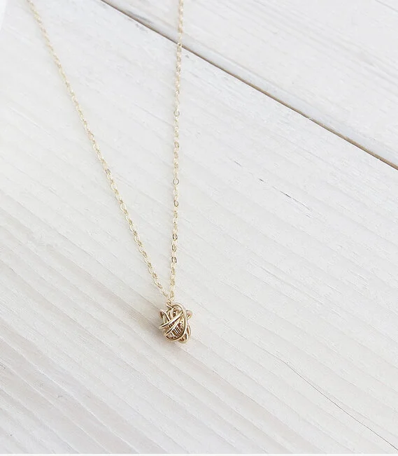 562937E9-4EED-4FCB-838F-2A0B81BDF367