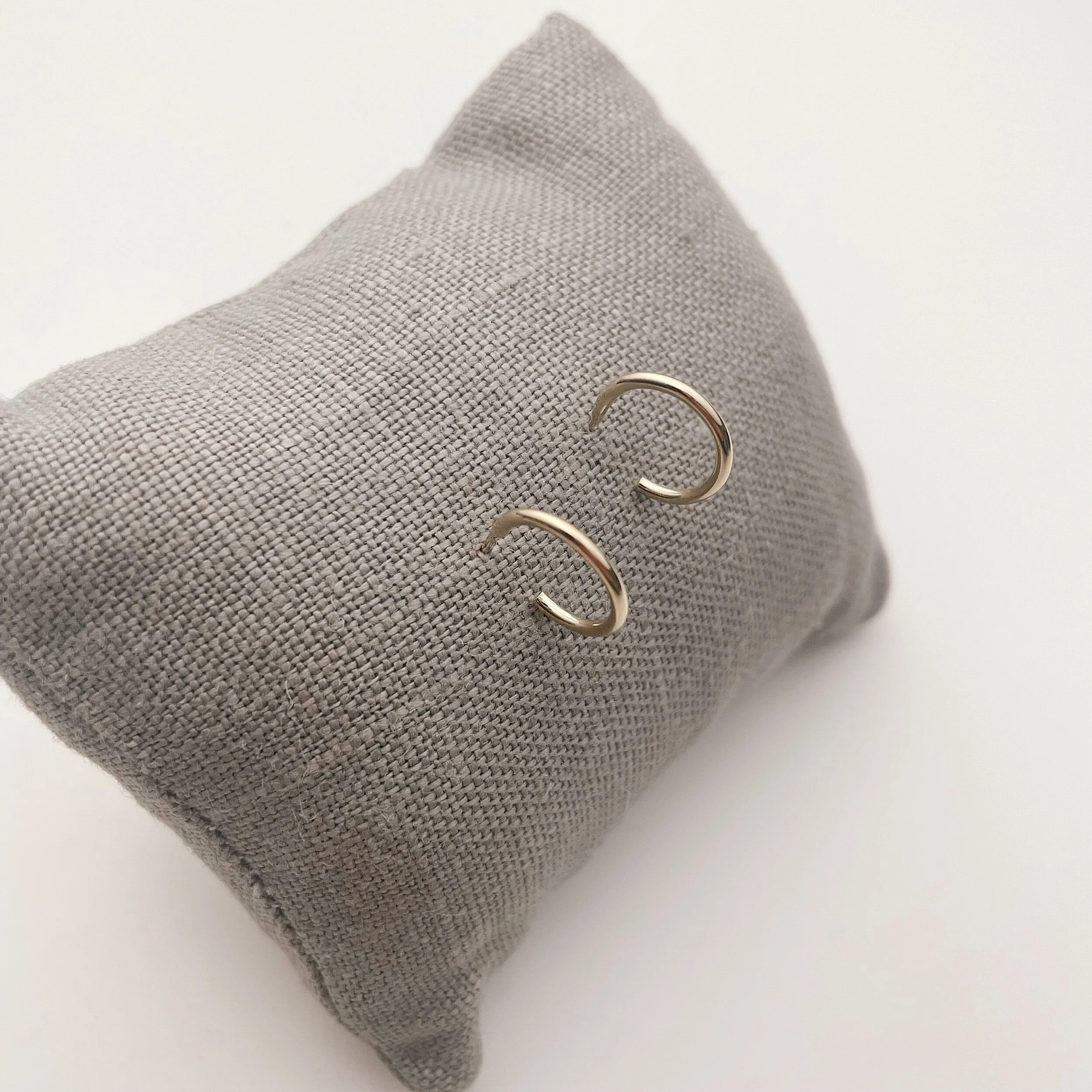 07CF33AA-588A-46F4-AA5D-8D010CD1082B