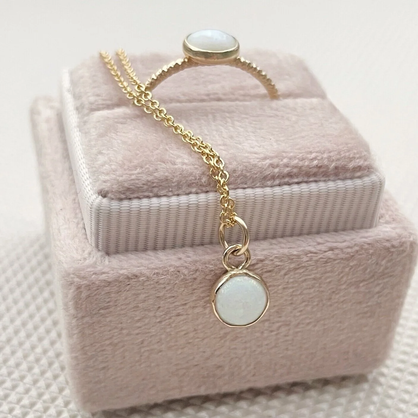 C732CF2B-08C0-480D-995C-465A6D544FDF