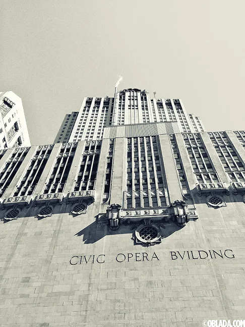 Civic Opera Building (©Deborah Clague/Oblada.com)