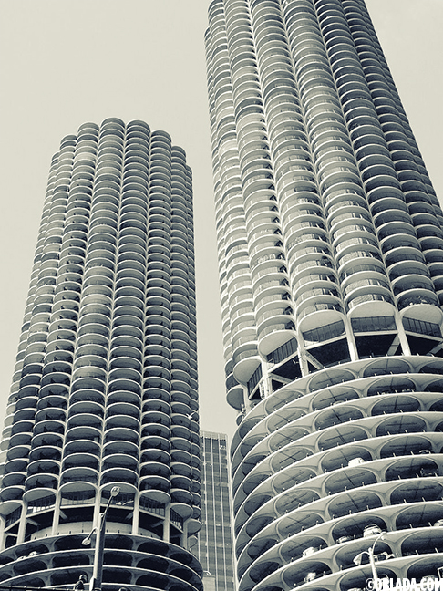 Marina City (©Deborah Clague/Oblada.com)