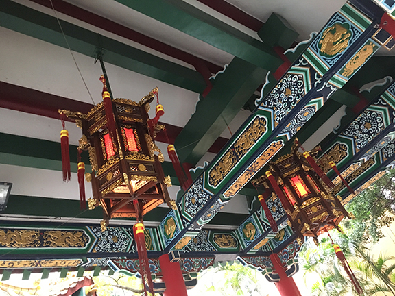 Ceiling detail, Wong Tai Sin Temple, Hong Kong (©Deborah Clague, 2018). 