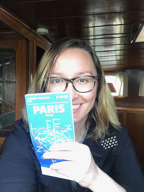 Guide in hand, ready to take on the City of Light (©Deborah Clague, 2019).