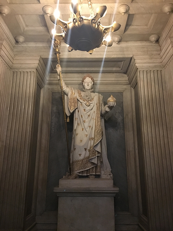 Statue of Napoleon in his coronation clothing, Les Invalides (©Deborah Clague, 2019).