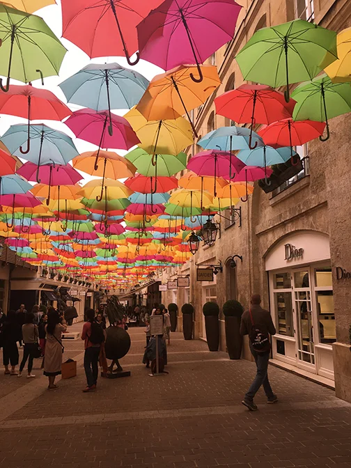 Le Village Royal, Paris (©Deborah Clague, 2019).