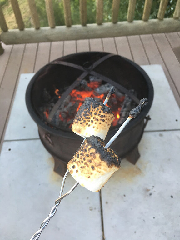Toasting marshmallows in Great Falls, Montana (©Deborah Clague, 2019).