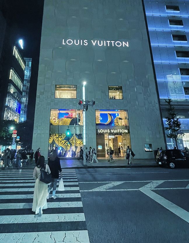 Louis Vuitton's 'See LV exhibition' opens on a floating surface with  immersive experiences in Dubai - Culture