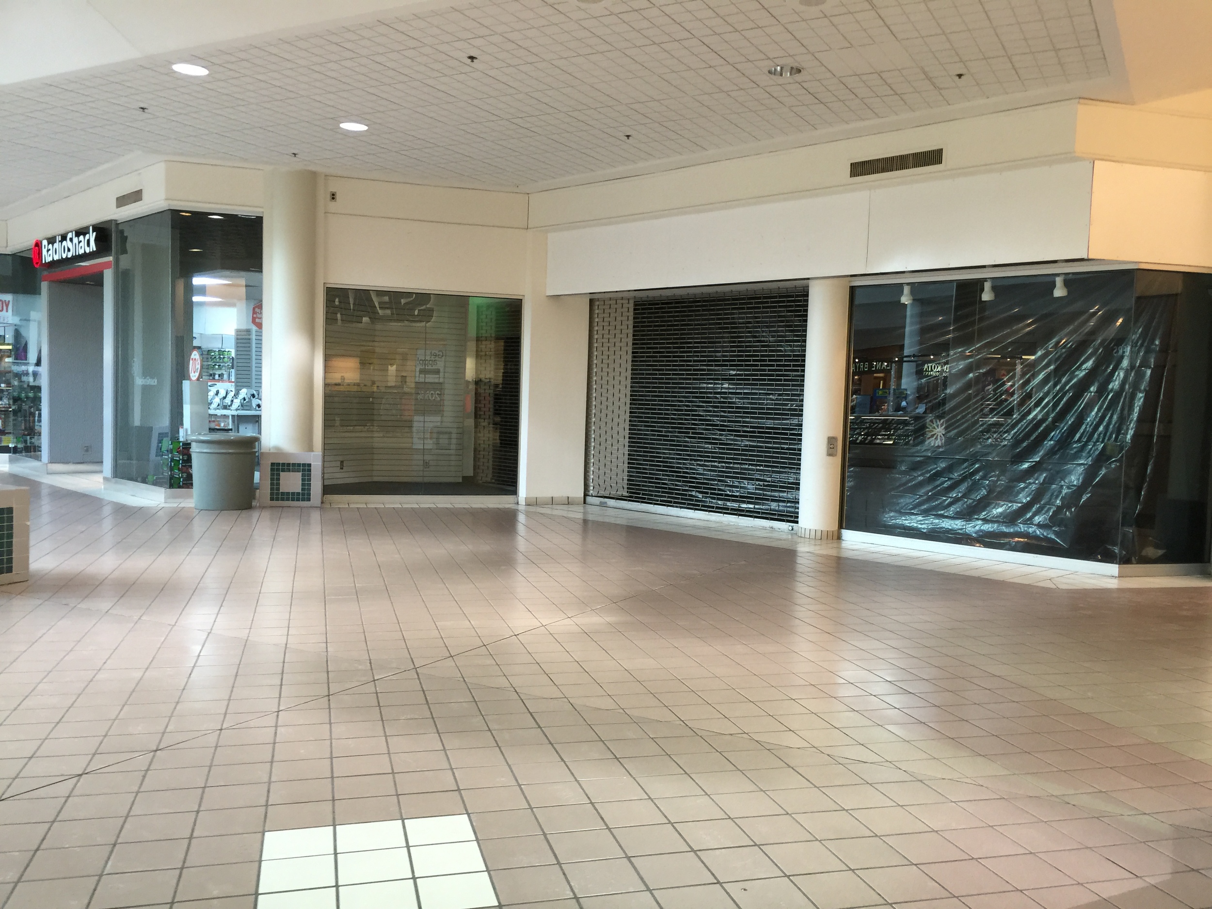 Radio Shack and the retail space next door will be combined for a new Rue21 location to open this spring