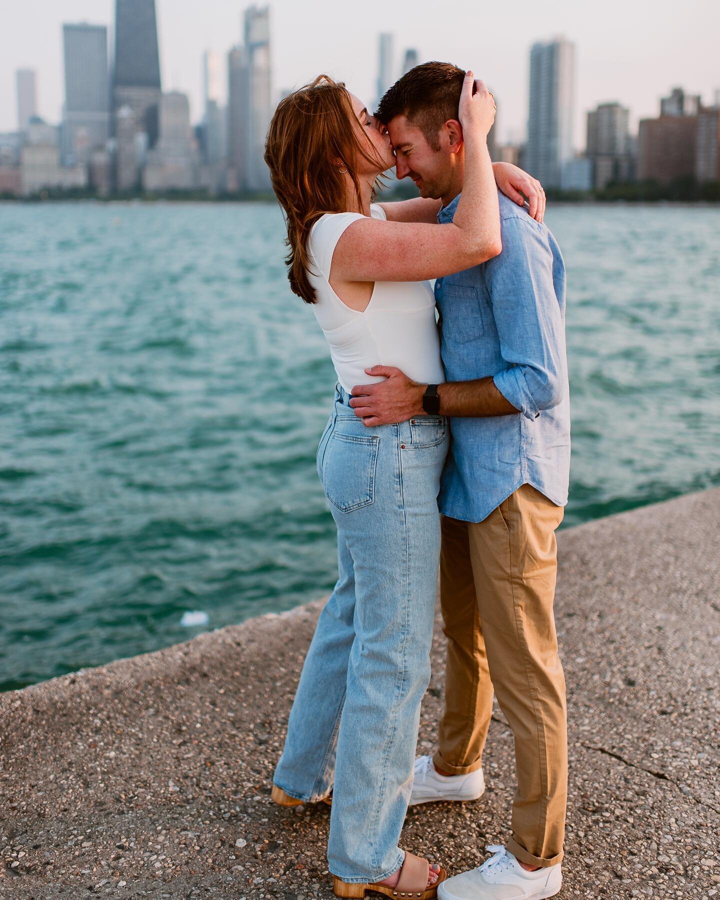 Give me an unprompted forehead kiss and that skyline every day of the week! #thankyouverymuch