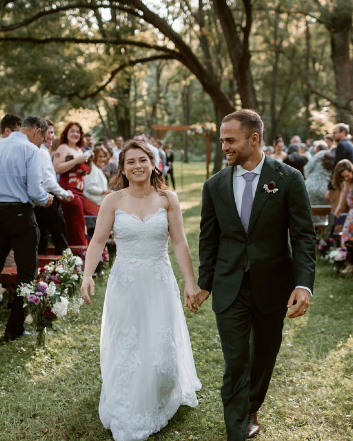 A camp wedding with the most magical outdoor ceremony, food trucks galore, and a bonfire to cap off the night. One of a kind weekend just like max+nicki!

Planning: @burstweddings