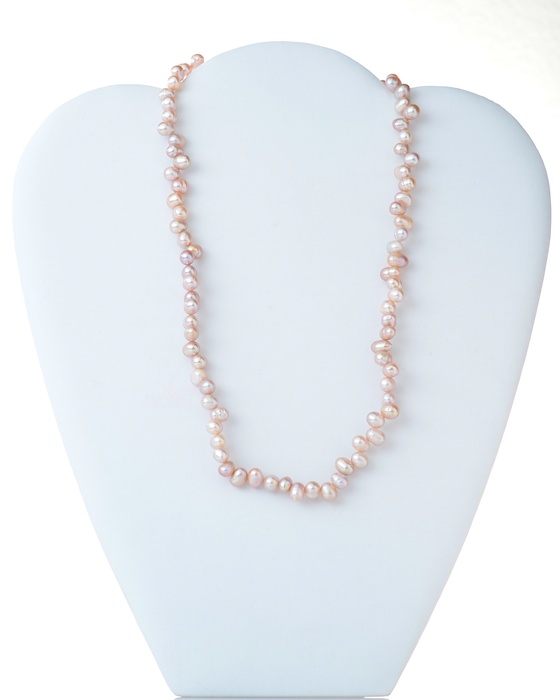 Dancing Pearl Necklace