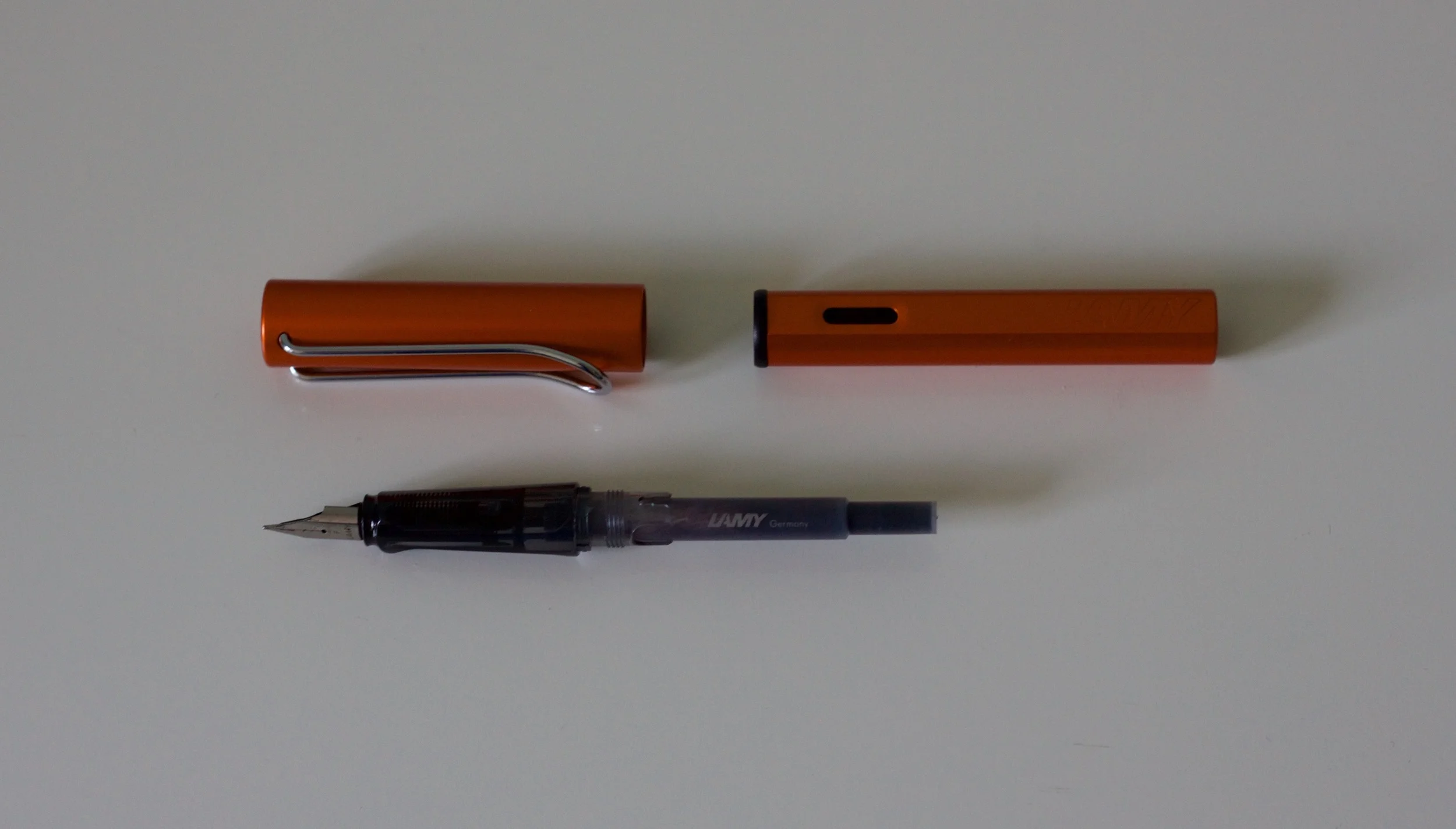 All the parts of the Lamy AL Star, including the T-10 cartridge 