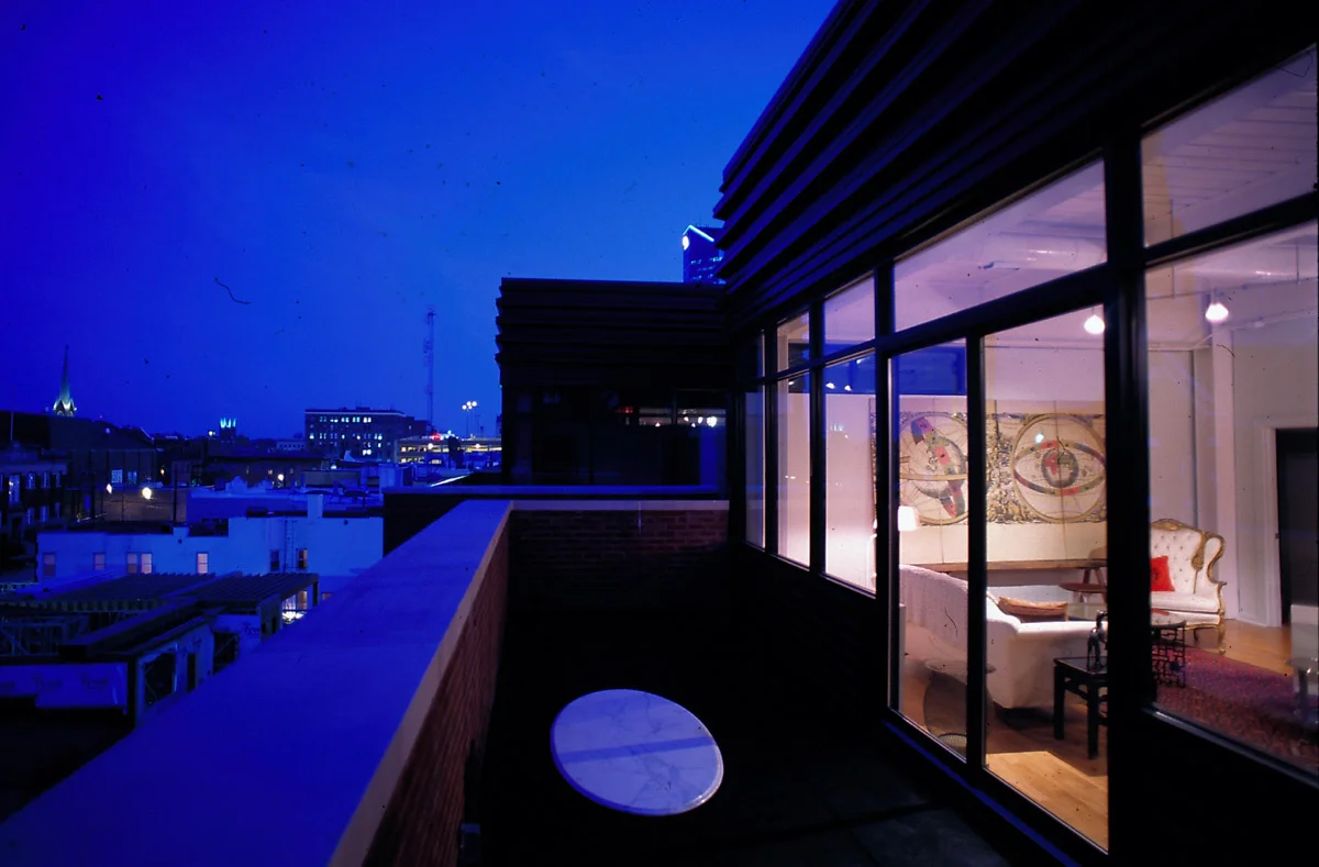 500'S-on-main  balcony