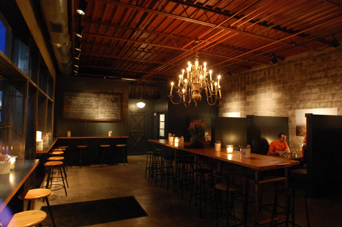 County Club Restaurant - Interior