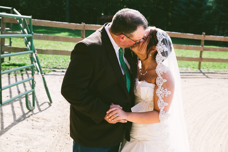 medina-lodi-ohio-wedding-photography_melissa-chris-89.jpg