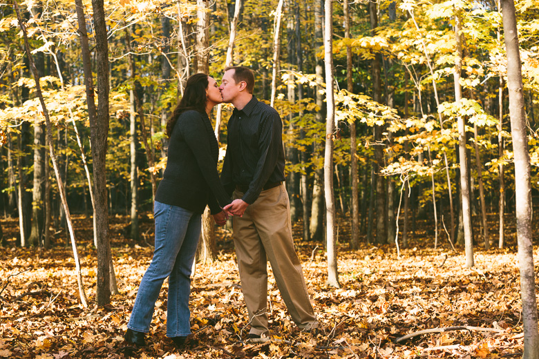 mayfield-ohio-engagement-photography_megan-brian-13.jpg