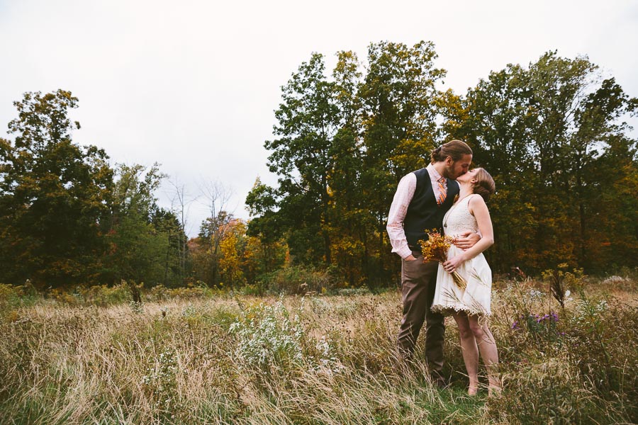 chesterland-ohio-wedding-photography-orchard-hills-paterson-fruit-farm-28.jpg