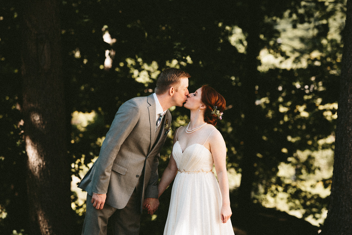 pattersons-fruit-farm-orchard-hills-chesterland-ohio-wedding-photographer_29.jpg