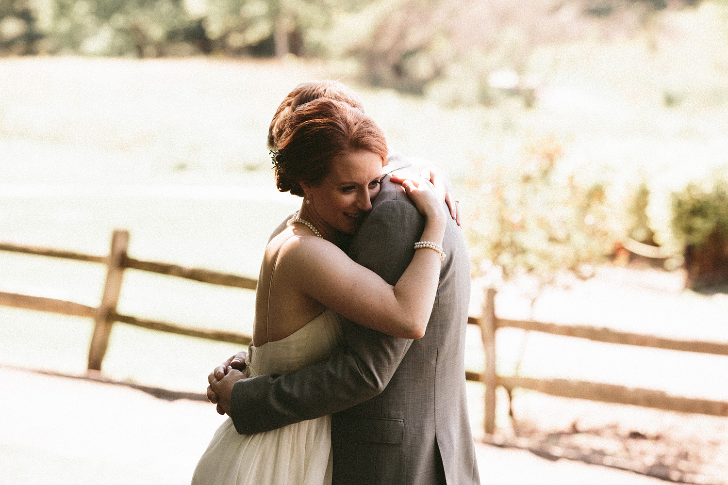 pattersons-fruit-farm-orchard-hills-chesterland-ohio-wedding-photographer_35.jpg