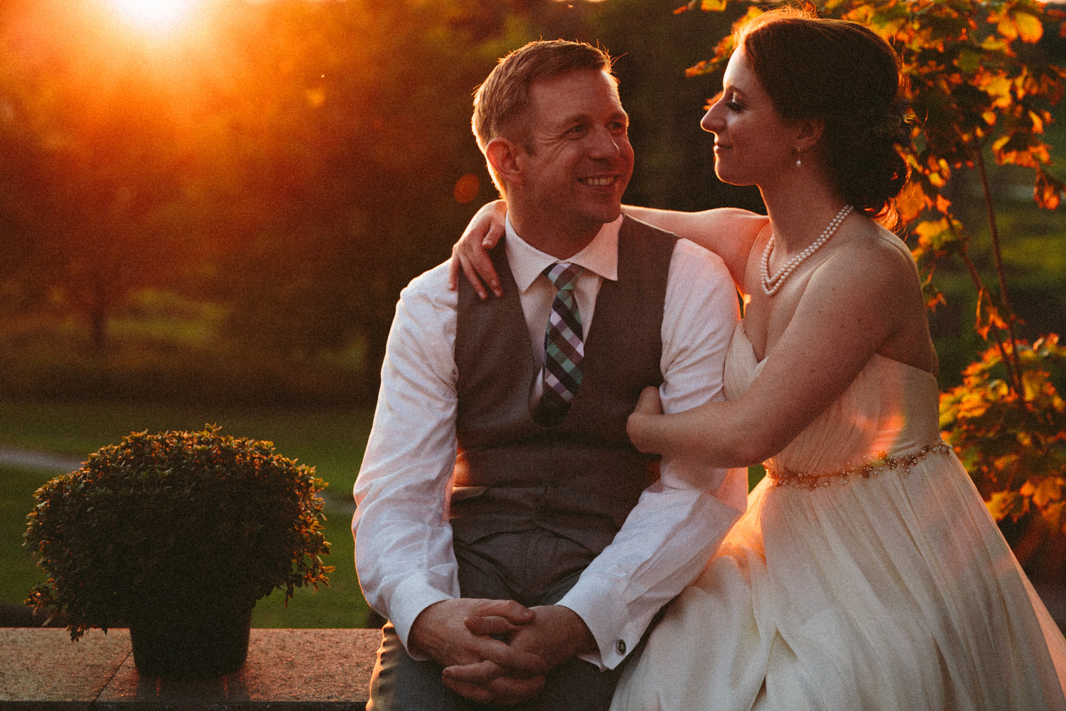 pattersons-fruit-farm-orchard-hills-chesterland-ohio-wedding-photographer_63.jpg