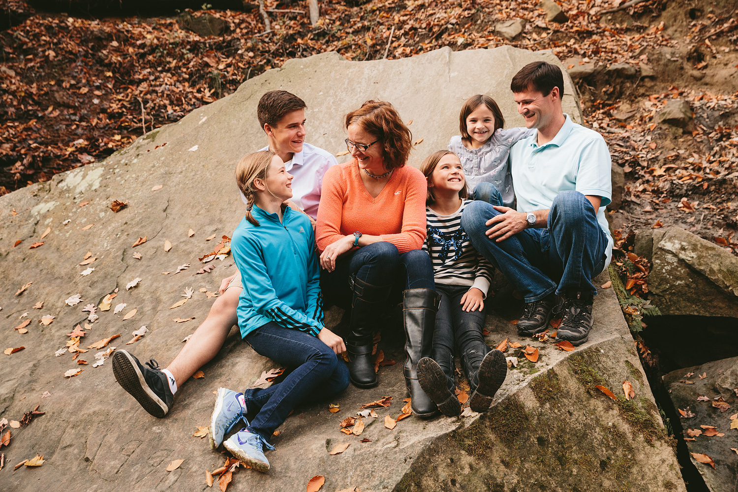 cuyahoga-valley-national-park-family-portrait-photographer-blue-hen-falls-11.jpg