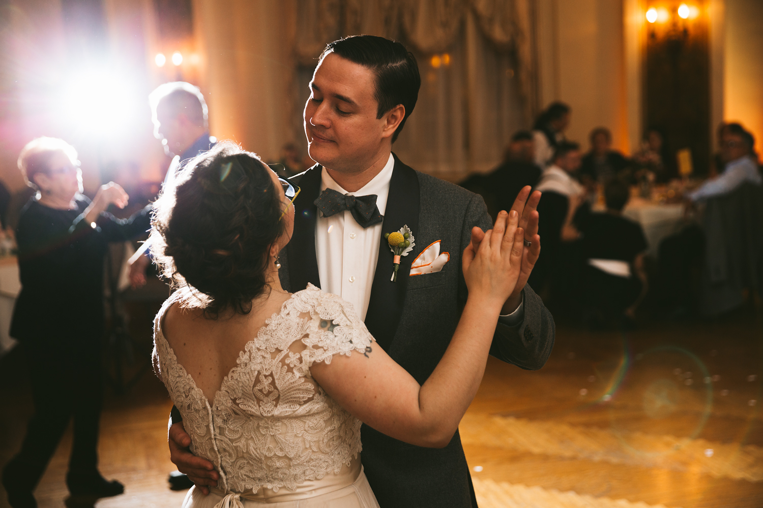 akron-ohio-wedding-photographers-greystone-hall-115.jpg