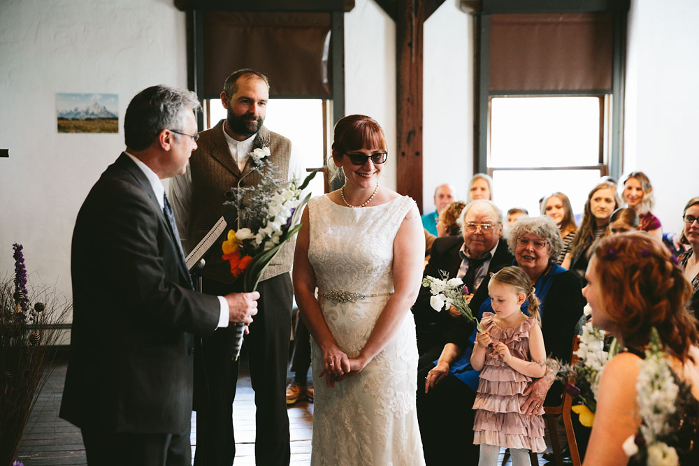 cleveland-wedding-photographer-hines-hill-conference-center-cuyahoga-valley-national-park-barn-vintage-20.jpg