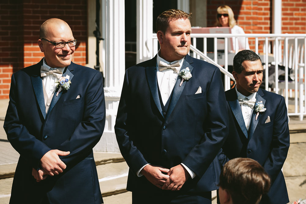 cleveland-wedding-photographers-at-steele-mansion-painesville-ohio-23.jpg