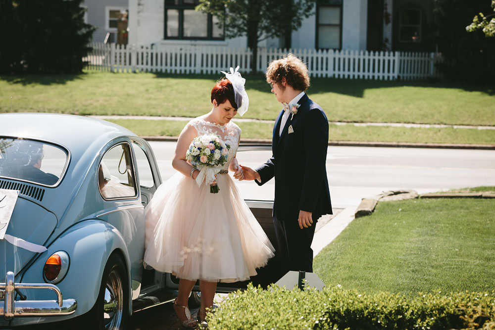 cleveland-wedding-photographers-at-steele-mansion-painesville-ohio-26.jpg
