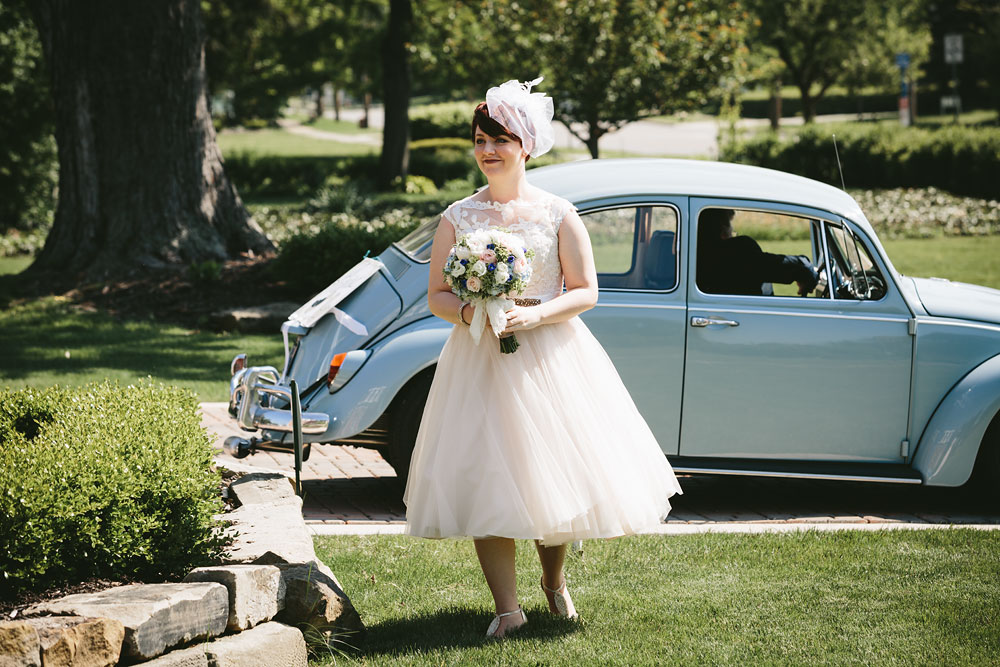 cleveland-wedding-photographers-at-steele-mansion-painesville-ohio-27.jpg