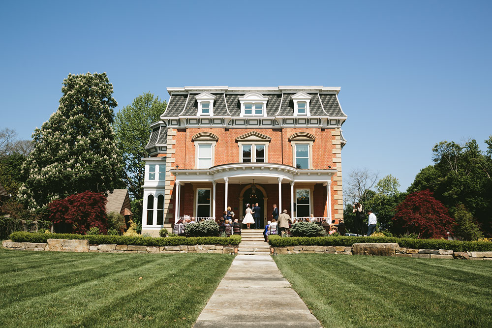 cleveland-wedding-photographers-at-steele-mansion-painesville-ohio-39.jpg