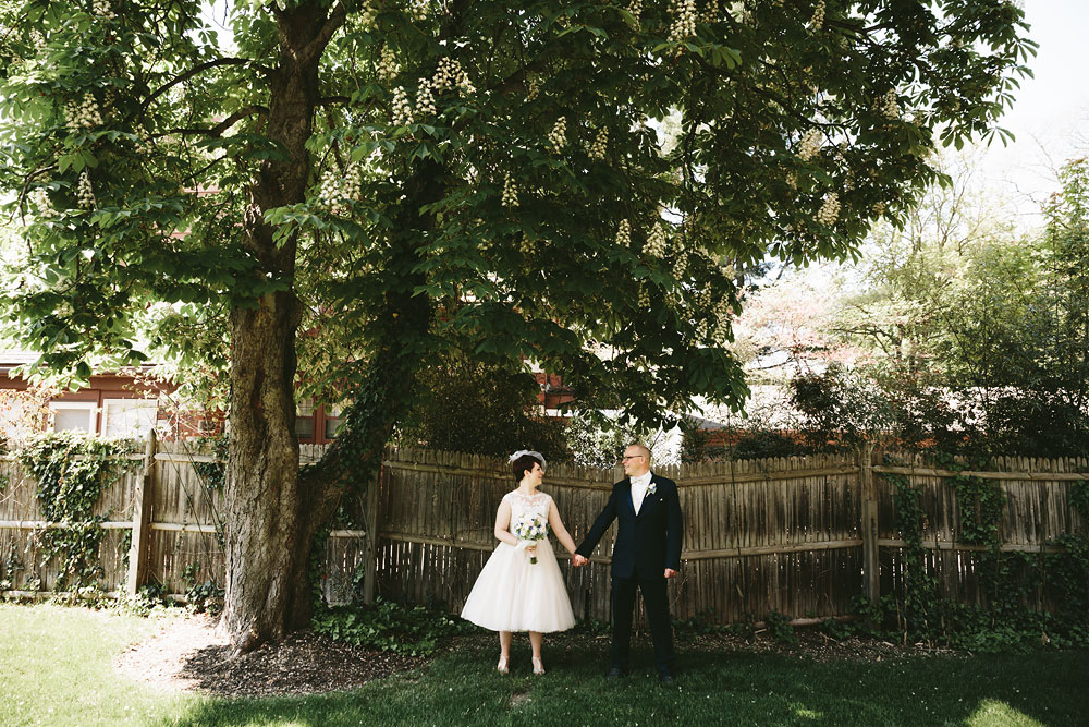 cleveland-wedding-photographers-at-steele-mansion-painesville-ohio-55.jpg
