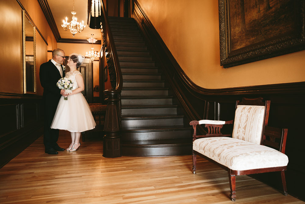 cleveland-wedding-photographers-at-steele-mansion-painesville-ohio-72.jpg