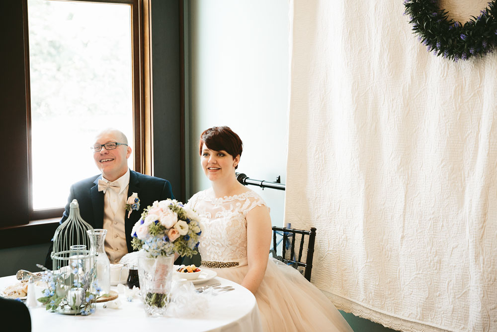 cleveland-wedding-photographers-at-steele-mansion-painesville-ohio-78.jpg