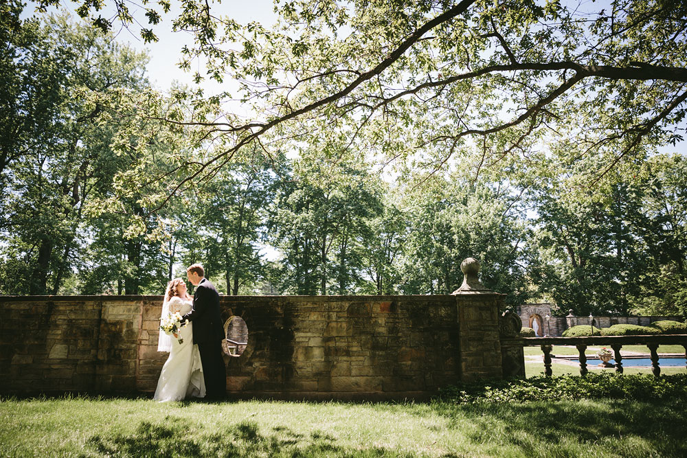 cleveland-wedding-photographers-at-hines-hill-conference-center-cuyahoga-valley-national-park-gilmour-academy-gates-mills-30.jpg